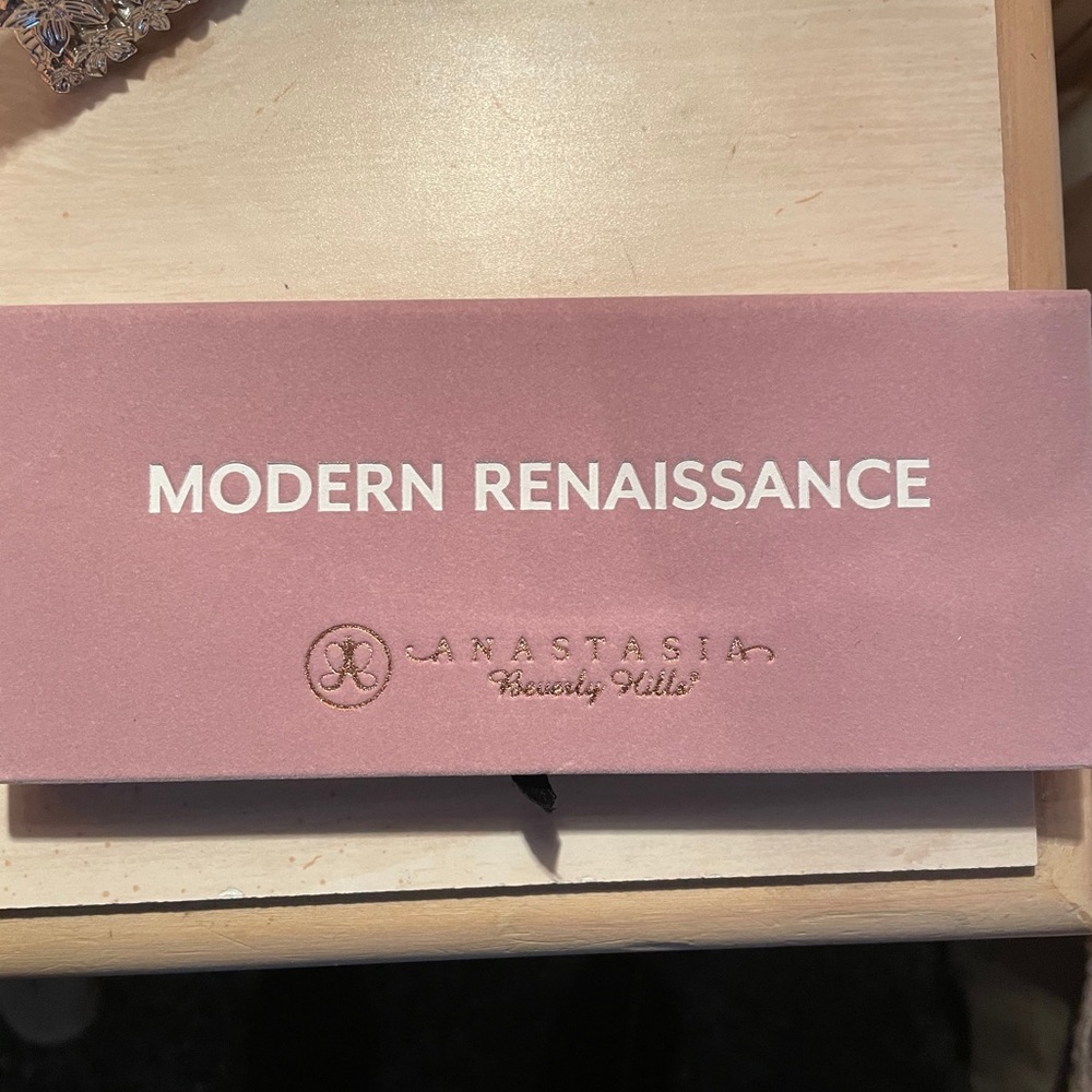 ABH eyeshadow pallet